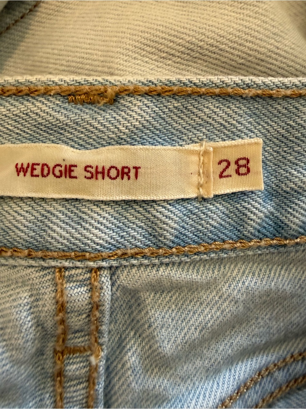 Levi’s LVC wedgie shorts frayed hem 28 light wash - Picture 6 of 6